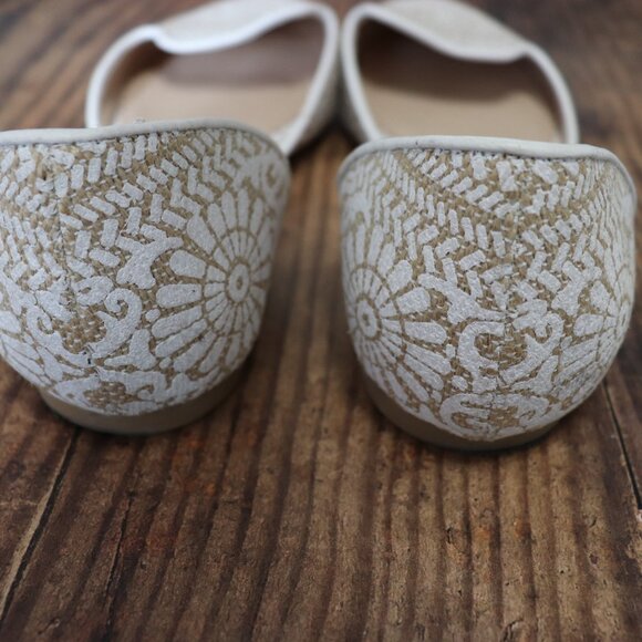 White Bohemian-style Flats - Picture 4 of 5